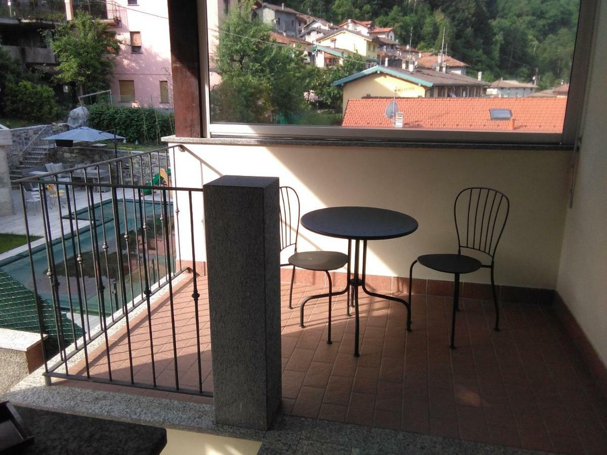 La Mansarda Sul Lago Lezzeno Kültér fotó